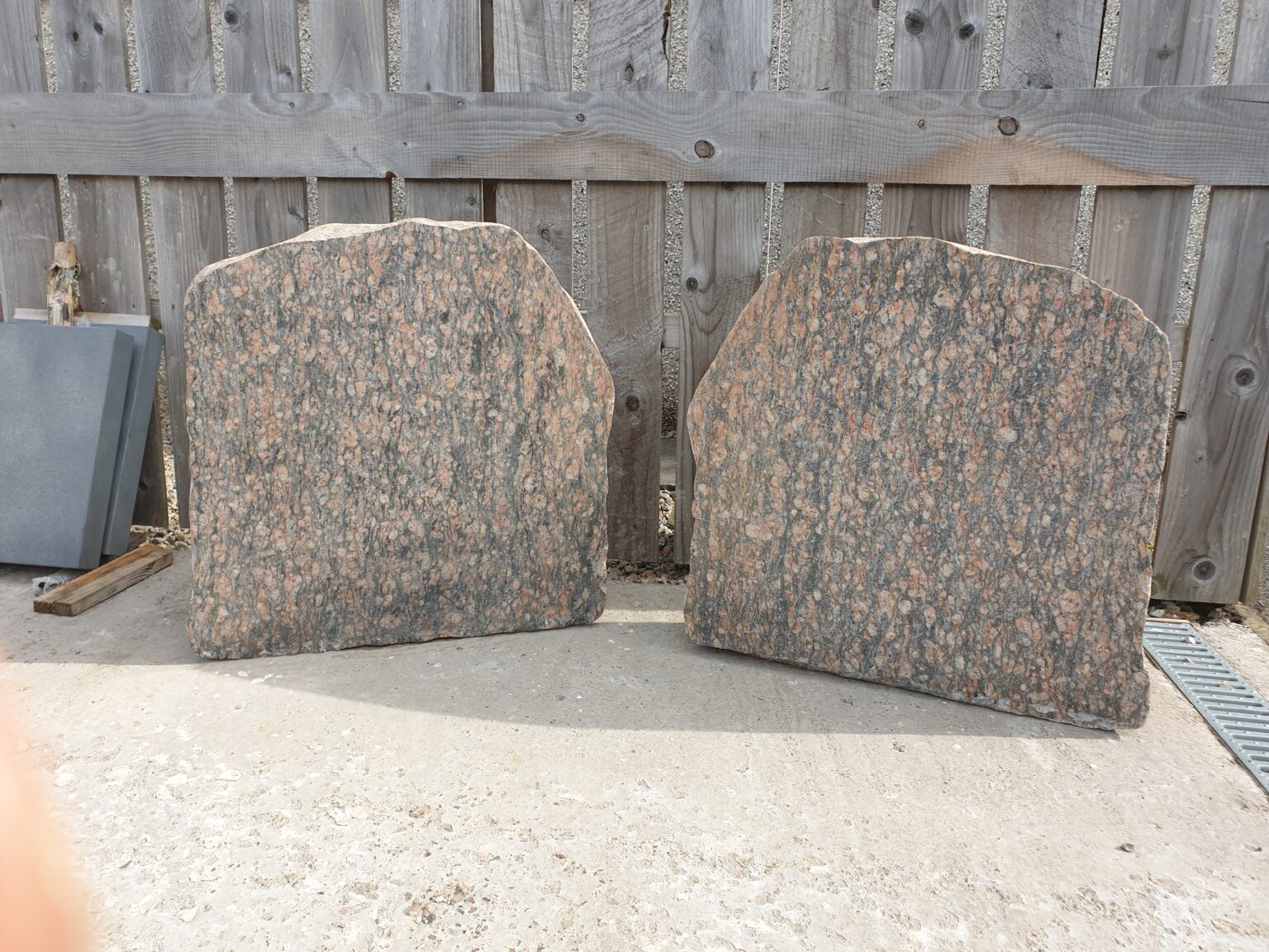 Muir of Ord Boulders Alastair Stewart & Son Memorials